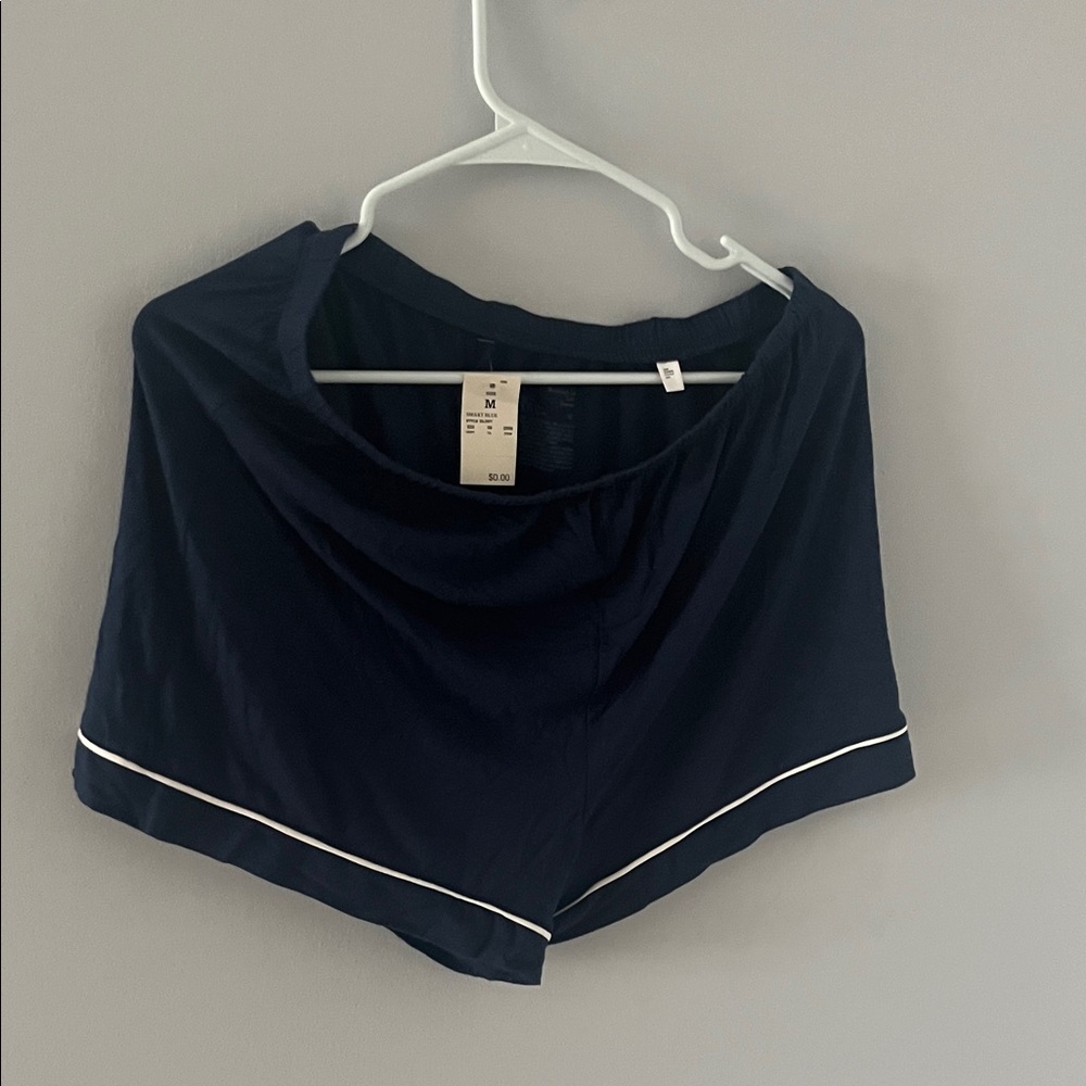 stars above Navy Blue Short Sleeve Pajama Set with White Piping - Picture 5 of 5